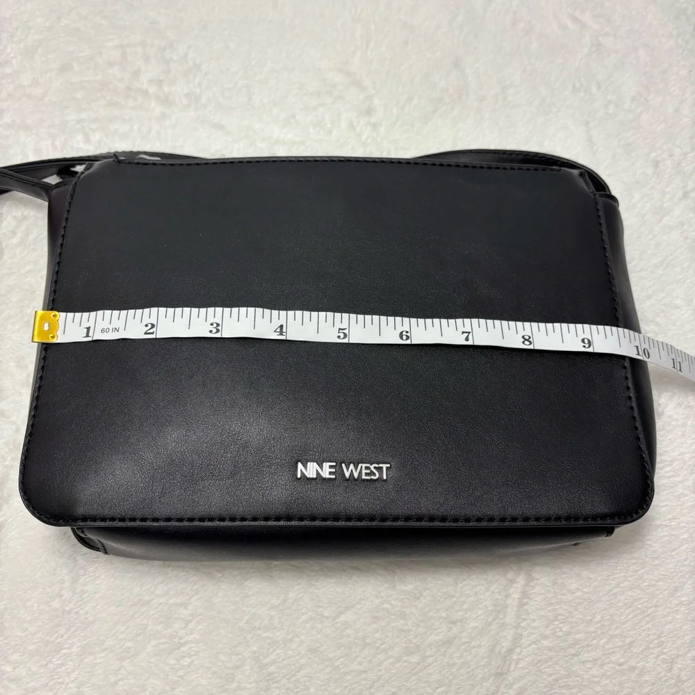 Nine West Elegant Black Crossbody Bag‎